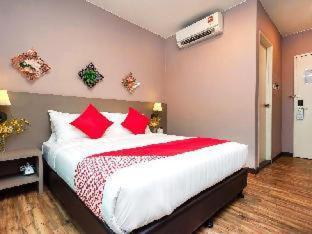 Dk Hotel Джохор Бахру Стая снимка
